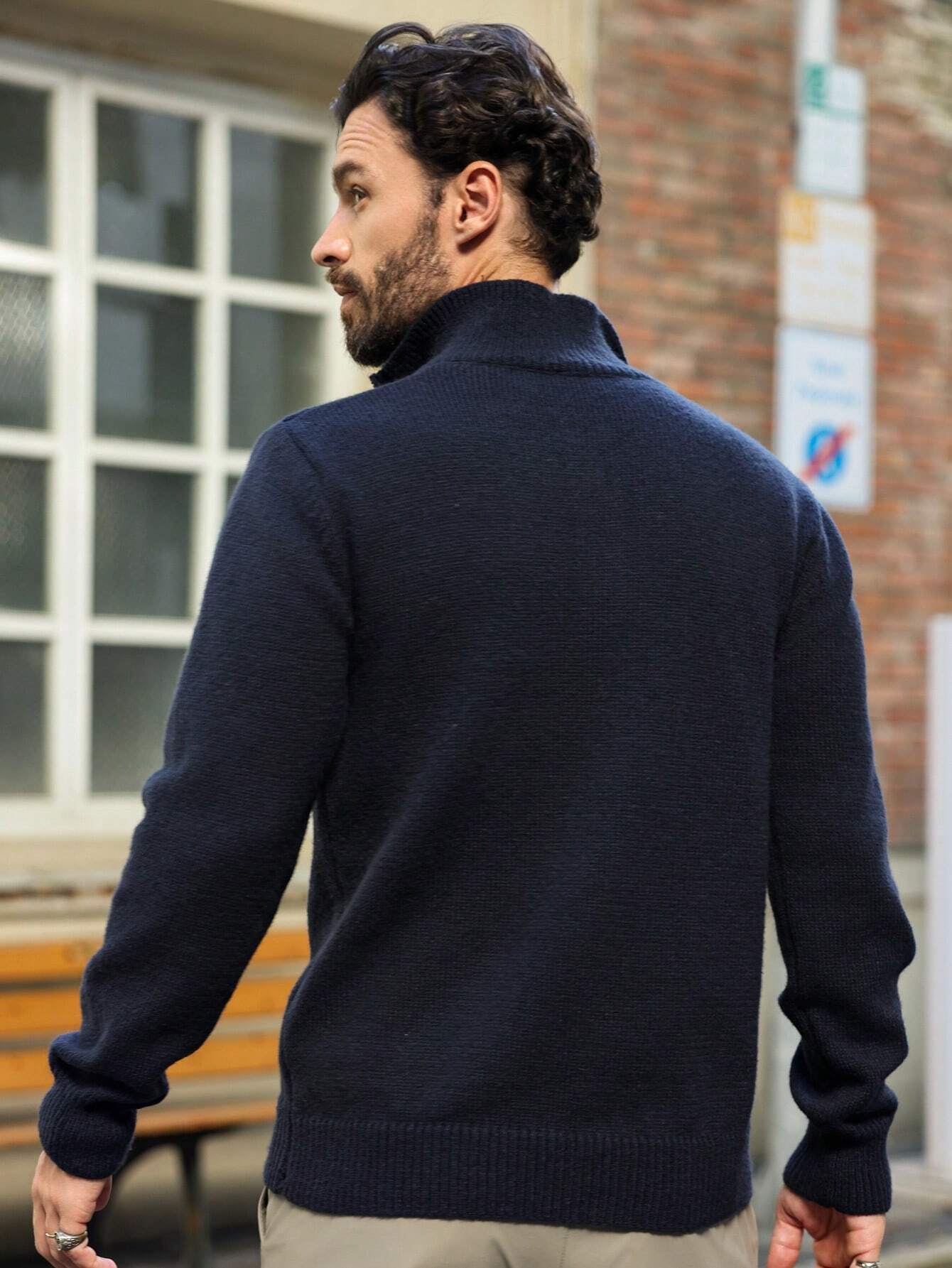 Pull Zippé Bleu Marine